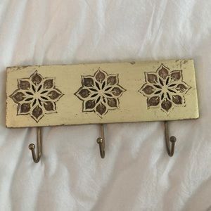 Key / Jewelry Holder with Hooks